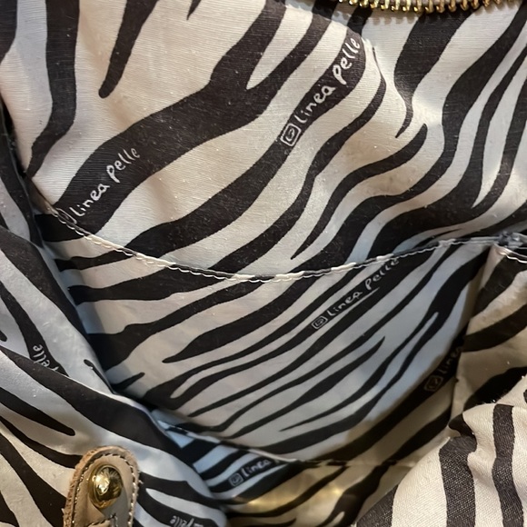 Linea Pelle Handbag - Picture 3 of 9